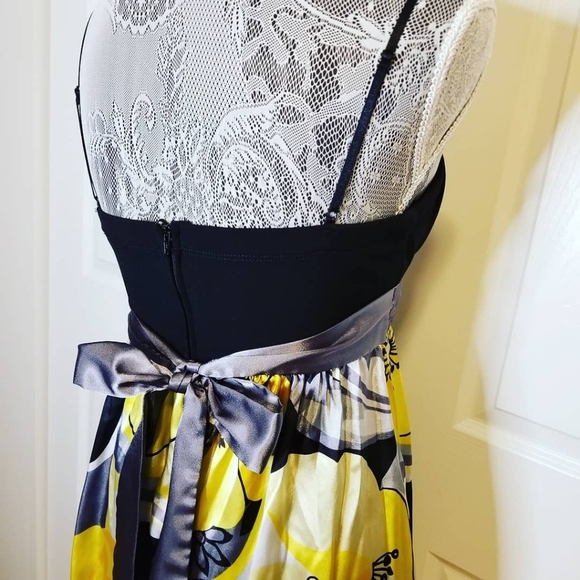 Spring formal mini dress - Picture 6 of 7